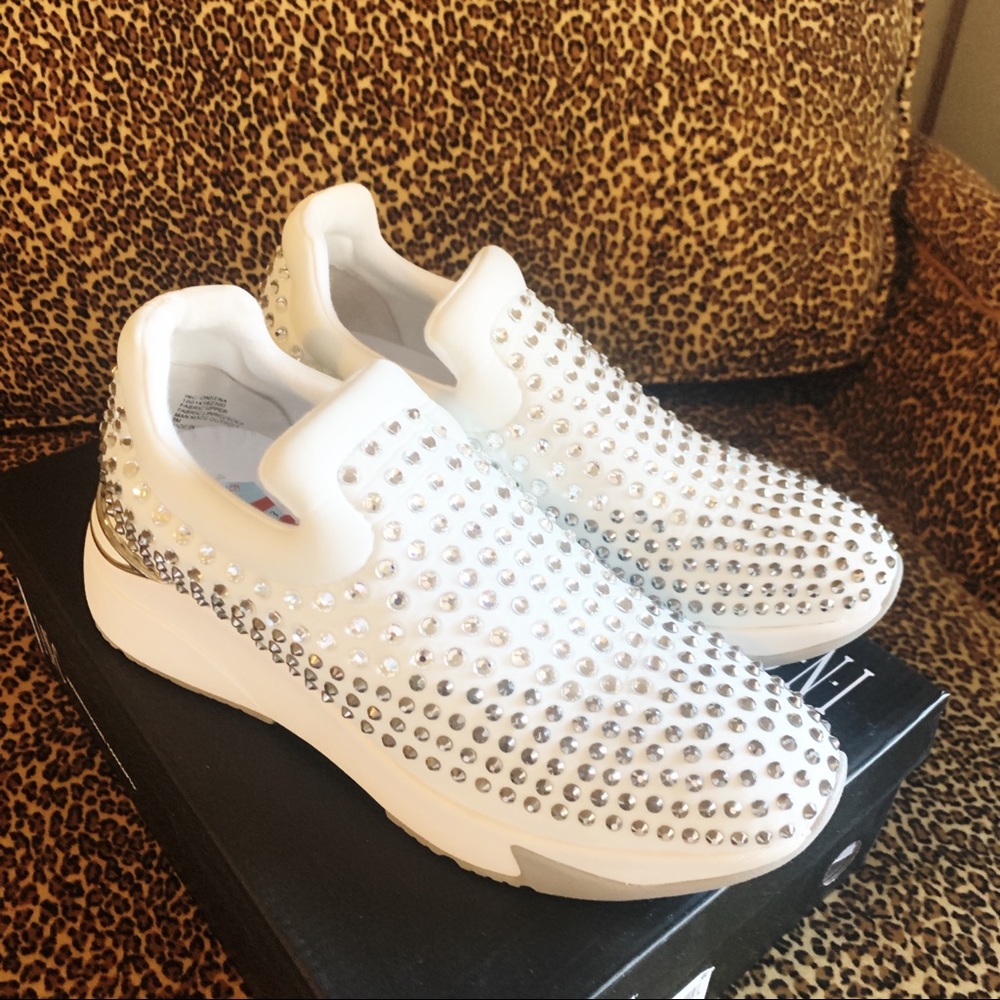 New INC blingy tennis shoes 8